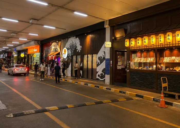 New 1br King Bed Near Bts Nightlife Area Apartamento